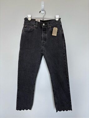 Levi's 501 Cropped High Rise Straight Leg Raw Hem Jeans Black Wash 25×28 Button